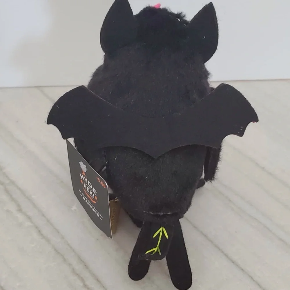 Target Hyde & EEK! Halloween Black Bat Felt Fabric Bird “Batrick”